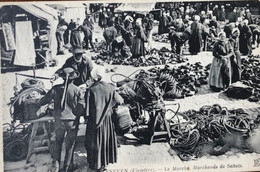 Lesneven Le Marché Marchands De Sabots ( YNd  JHot) - Lesneven