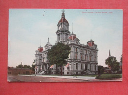 Court House    Council Bluffs  Iowa > Council Bluffs     Ref  4964 - Council Bluffs