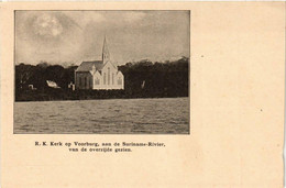 CPA AK R.K.Kerk Op Voorburg Aan De Suriname Rivier SURINAME (750387) - Surinam