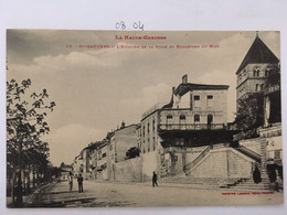 CPA (31) SAINT-GAUDENS. L' Escalier De La Ville Et Boulevard Du Midi, Animée...série La Haute Garonne - Saint Gaudens