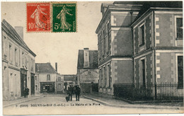 NEUVY LE ROI - La Mairie Et La Place - Neuvy-le-Roi