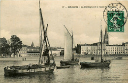 Libourne * La Dordogne Et Le Quai Du Priourat * Bateau Pêche - Libourne