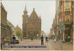 Kampen - Oudestraat Met Oude Stadhuis - (Holland) - Politieagent - Kampen