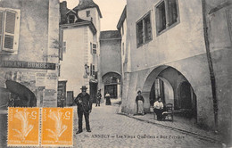 CPA 74 ANNECY LES VIEUX QUARTIERS RUE PERRIERE - Annecy-le-Vieux