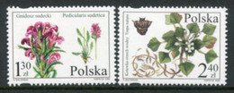 POLAND 2006 Endangered Flowers MNH / **.  Michel 4232-33 - Unused Stamps