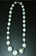 ANCIEN COLLIER Perles De MARBRE BLANC BIJOU ANCIEN VINTAGE Collection Bijoux ANCIEN - Necklaces/Chains