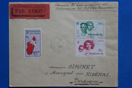 X15 MADAGASCAR  BELLE LETTRE   1949 PAR AVION TANANARIVE POUR  RIBERAC FRANCE + + AFFRANCHISSEMENT INTERESSAN - Storia Postale