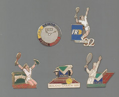 PINS PIN'S TENNIS  1017 AB ARTHUS BERTRAND PERRIER SEIKP FR3 YEMA SOGERS RG ROLLAND GARROS   LOT 5 PINS - Swimming