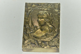 BELLE PLAQUE MATRICE IMPRIMERIE LAITON Profil De FEMME ART NOUVEAU Goût MUCHA - Seals