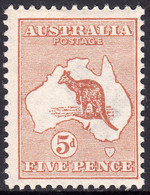 1913 AUSTRALIA KANGAROO 5d CHESTNUT (SG#8) MH VF - Mint Stamps