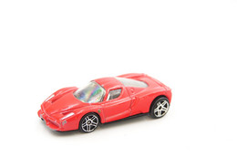 Hot Wheels Mattel Enzo Ferrari Red -  Issued 2002, Scale 1/64 - Matchbox (Lesney)