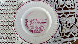 François GROSS Sarreguemines Assiette Plate - PRISE DE SARREBOURG 1696 - Service Vieille Lorraine 1966 Bicentenaire - Sarreguemines (FRA)