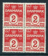 DENMARK 1913 Numeral With Wavy Lines And Hearts 2 Øre Block Of 4 MNH / **   Michel 78 - Nuovi