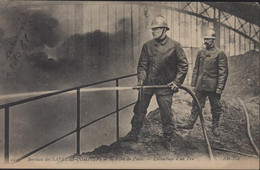 CPA CP Service Des Sapeurs Pompiers De Paris De La Ville De Paris Extinction D'un Feu - Feuerwehr