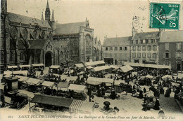 St Pol De Léon * La Grande Place Un Jour De Marché * Foire Marchands * Boulangerie * La Basilique - Saint-Pol-de-Léon