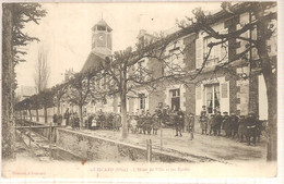 60 - Guiscard (oise) - L'Hôtel De Ville Et Les Ecoles - Guiscard