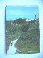 Nederland Holland Pays Bas Schiermonnikoog Met Fietsers In Duinen - Schiermonnikoog