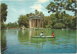 AA2227 Roma - Villa Borghese - Il Laghetto E Il Tempietto - Barche Boats Bateaux / Viaggiata 1969 - Parques & Jardines