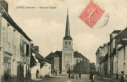 Ligné * La Place De L'église * Villageois * Débitant - Ligné