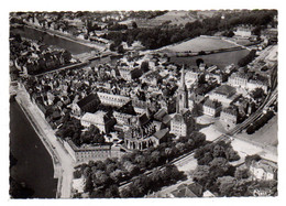 REDON --  Vue Aérienne  -- Le Canal, La Voie Ferrée , L'église ......................à Saisir - Redon