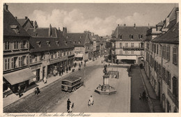 Sarreguemines * Place De La République * Autobus Bus Autocar Car * Le Grand Bazar Lorrain - Sarreguemines