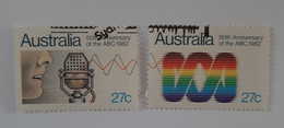 N° 779 Et 780      Speaker  -  Télévision - Used Stamps