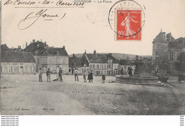 89 . Yonne . Courson : La Place . - Courson-les-Carrières