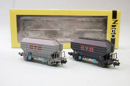 N160 - 2 Wagons CEREALIERS CTC SNCF ép. III Réf. NC24002 BO N 1/160 - Güterwaggons