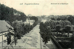 Nogent Le Rotrou * Le Boulevard De La République - Nogent Le Rotrou