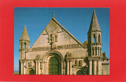 79----SAINT-JOUIN-DE-MARNES--l'église Abbatiale XIè Et XIIè Siècle Partie Supérieure De La Façade---voir 2 Scans - Saint Jouin De Marnes