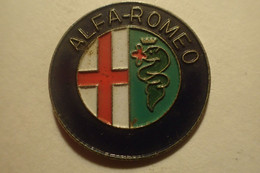 Pin's ALFA ROMEO 26mm - Alfa Romeo