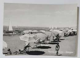 01260 Cartolina - Marina Di Massa - Spiaggia - 1955 - Massa