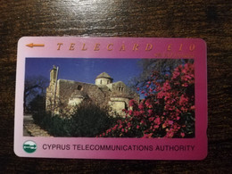 CYPRUS  PHONECARD 10 POUND   BUILDING/CHURCH      NO 22CYPC    MAGNET CARD    ** 6408 ** - Zypern