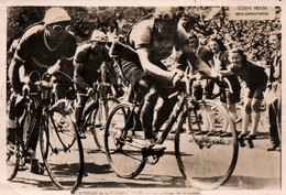 Photo De Presse Velox: Cyclisme, Critérium De La Polymultipliée (le Passage De La Course) Vers 1947 - Wielrennen