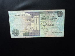 LIBYE * : 1/2 DINAR   ND 1991    P 58d Signature 8     TTB - Libye