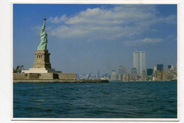 AK 015412 USA - New York City & Statue Of Liberty - Multi-vues, Vues Panoramiques