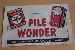 Pile Wonder Ne C'use Que Si On S'en Sert! - Piles