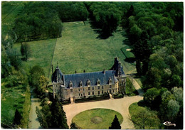 Nièvre : SAINT AMAND EN PUISAYE : Vue Aérienne - Le Château  : Grand Format - Saint-Amand-en-Puisaye