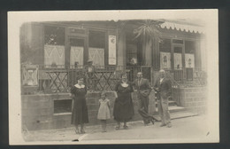 25 - Valentigney - Carte -Photo  Les Propriétaires Devant Leur Café - Valentigney