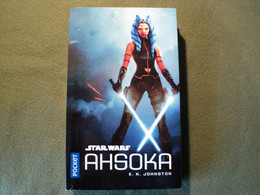 STAR WARS TOME 171. AHSOKA. AN -18. EK JOHNSTON. 2020. POCKET COUVERTURE ILLUSTREE PAR WOJTEK FUS. - Presses Pocket