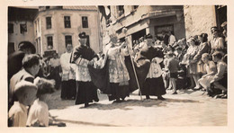 LUXEMBOURG  -  ESCH-sur-ALZETTE  -  Lot De 6 Clichés D'une Procession En 1947  -  Ruines   -  Voir Description - Esch-Alzette