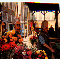 Figeac * La Halle Du Marché Aux Fleurs * Foire Marchandes - Figeac