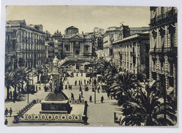 30188 Cartolina - Catania - Piazza Stesicoro - Monumento A Bellini - VG 1952 - Catania