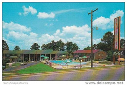 Georgia Columbus Camellia Court & Swimming Pool - Columbus