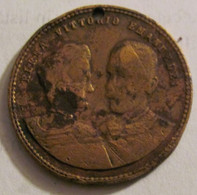 ITALY 1896 Wedding King Vittorio Emanuele & Elena Genuine Bronze Medal / Holed / 26 Mm 7 G / Very Nice Patina - Royal/Of Nobility