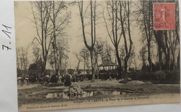 Cpa, écrite En 1906, BRIVE La Place De La Guierle Le Dimanche, Phototypie Bessot Et Guionie, CORREZE 19 - Brive La Gaillarde