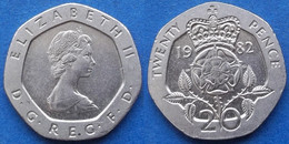 UK - 20 Pence 1982 KM# 931 Elizabeth II Decimal Coinage (1971) - Edelweiss Coins - Other & Unclassified