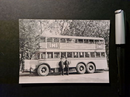 Bus Der Berliner Verkehrsberiebe Mit IMI-Werbung, Foto-Abzug, S/w 10 X 15 Cm - Automobiles