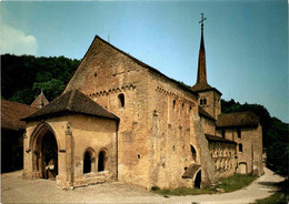 Romainmotier - L'eglise Romane - Romainmôtier-Envy