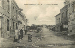 - Seine Maritime -ref-C346- Grand Quevilly - L Avenue De La Gare - Femmes Et Enfants - - Le Grand-quevilly